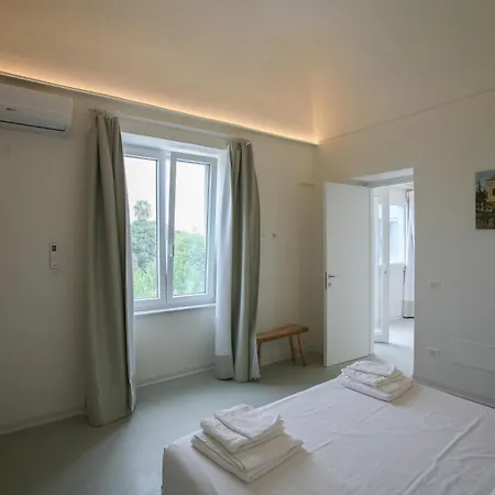 Il Carrubo * פרוסידה