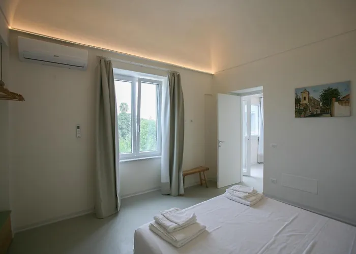 Il Carrubo * Procida